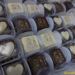 Trufa de Café na Xicrinha Trufas com Transfer: Decoração especial para casamento